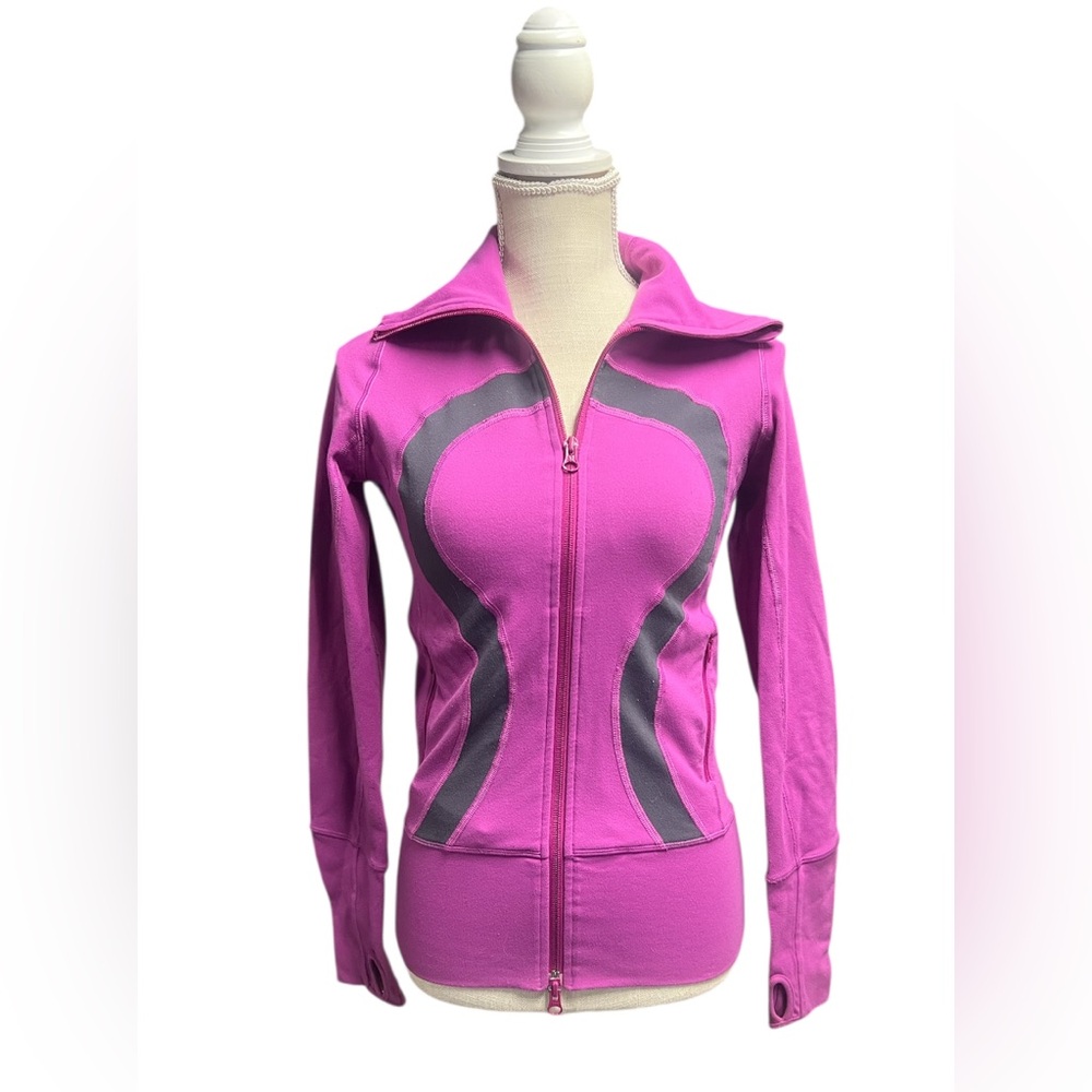 Lululemon jacket‎